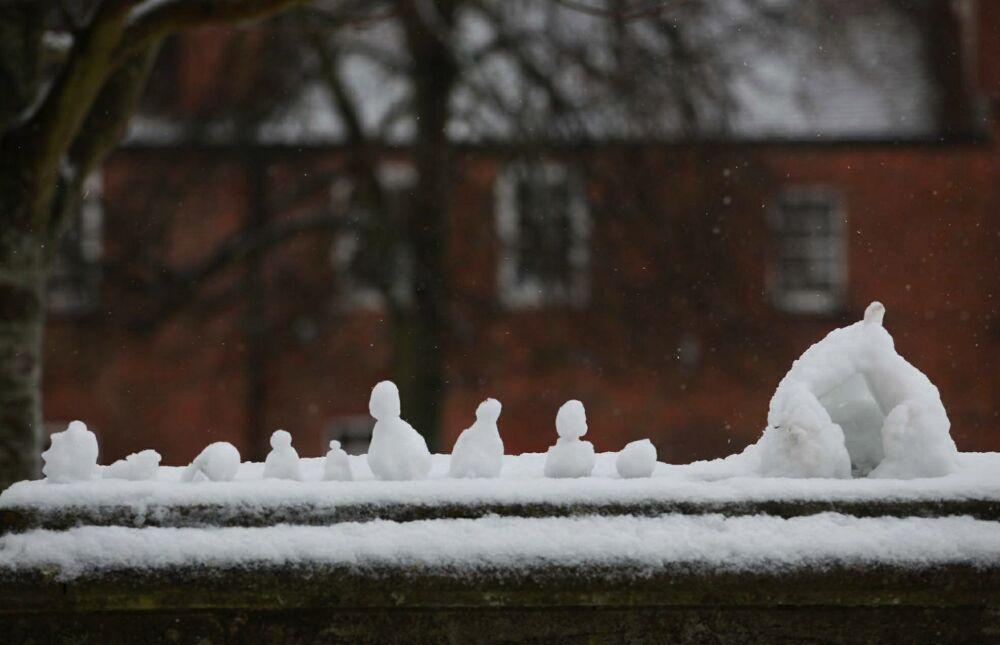 Mini-snowmen at Winchester Catherdral