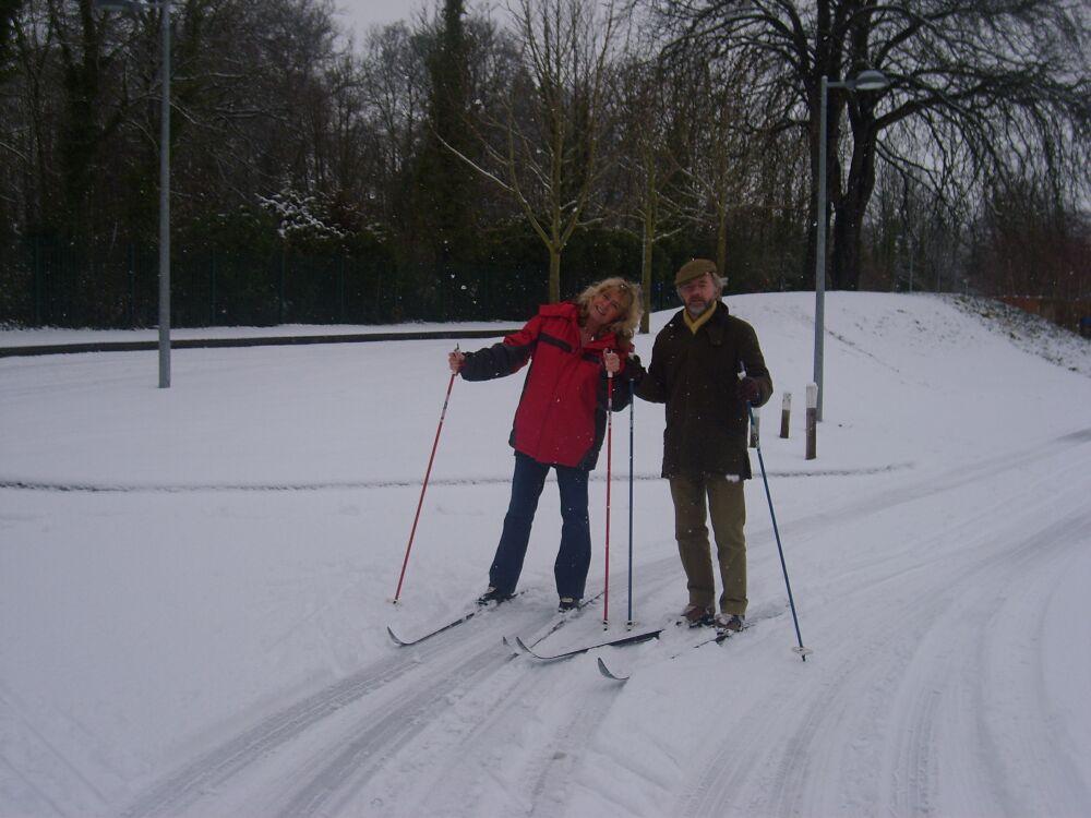 Heather & Simon Wilson in action at Osborne School, Winchester. They learned cross-country skiing while working at the British Embassy in Helsinki, Finland. 
