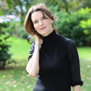 Countdown star Susie Dent to bring live show to Winchester next week