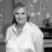 Ms Kennerley has over three decades of property industry experience