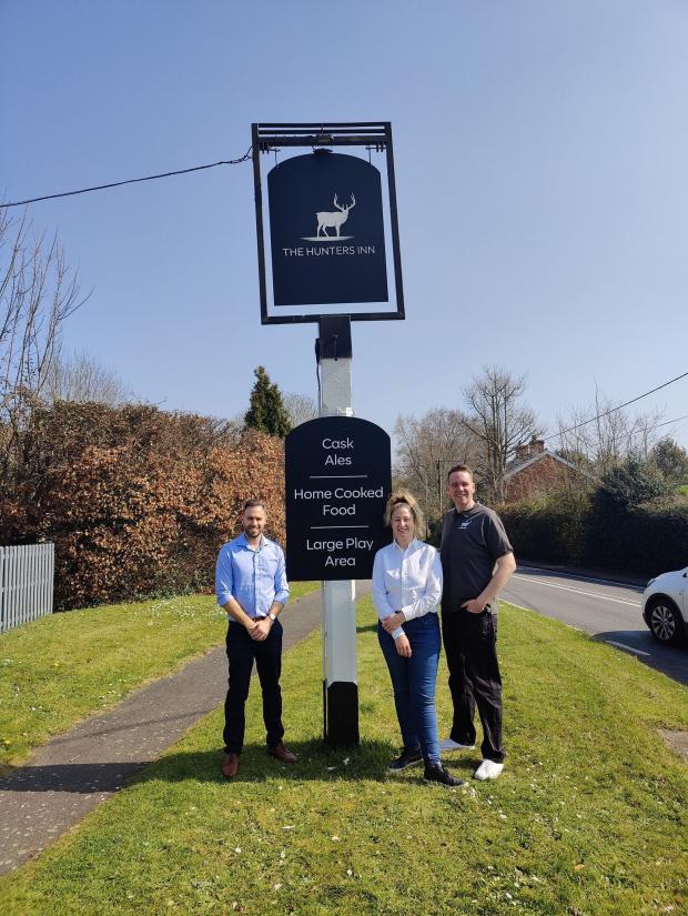 Hampshire Chronicle: Chris with Nicola and Rich at The Hunters Inn 