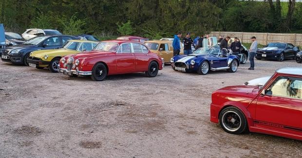 Hampshire Chronicle: Car meet at the Bear and Ragged Staff in Romsey 