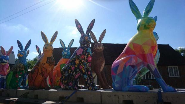 Hampshire Chronicle: Hampshire Hares arriving in Winchester