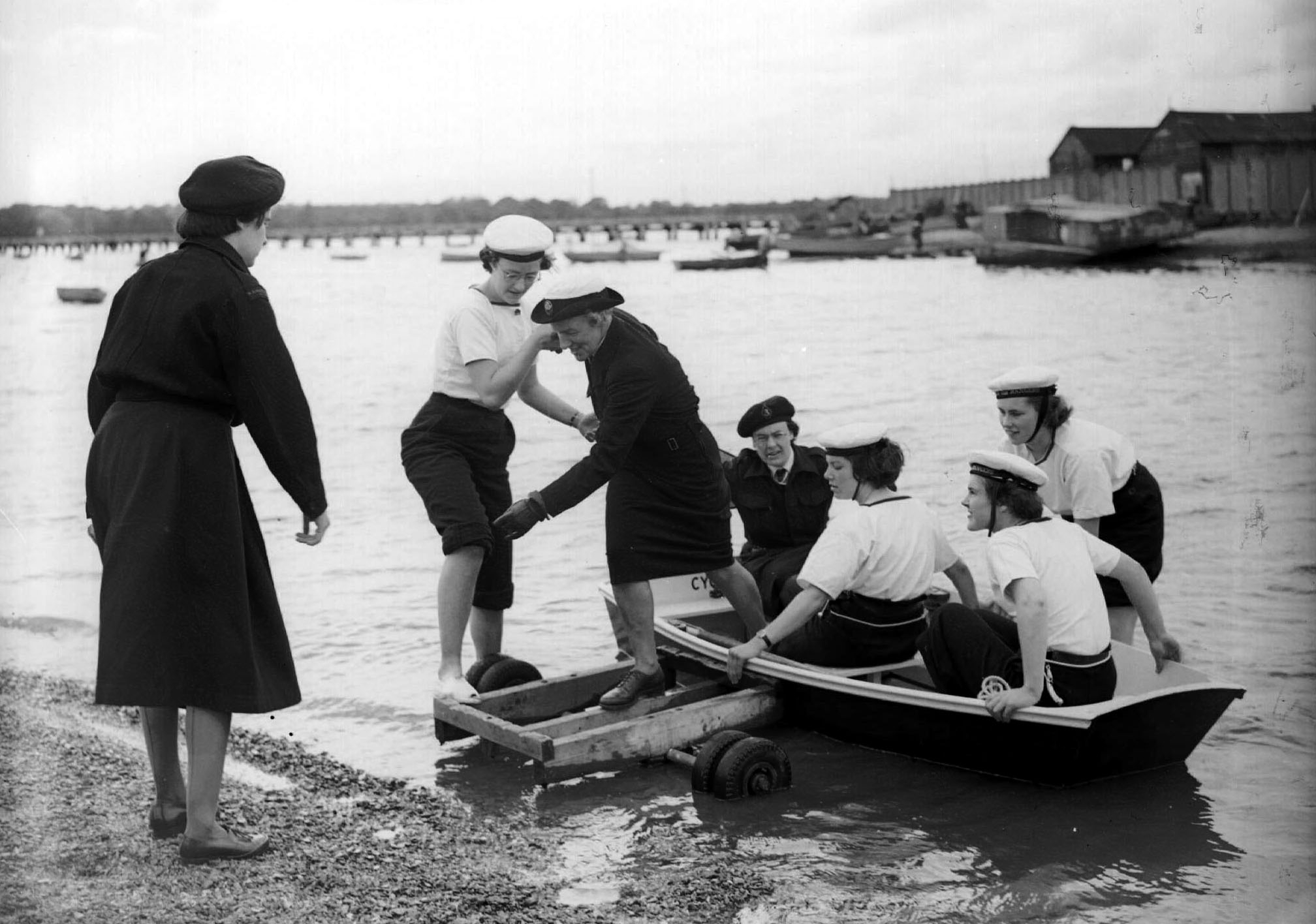 Sea Rangers launch new dinghy. 12th May 1952. © THE SOUTHERN DAILY ECHO ARCHIVES. Ref - 1294a