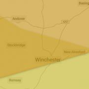 Storm Henk: Amber and yellow warnings for 40mph wind and rain in Winchester