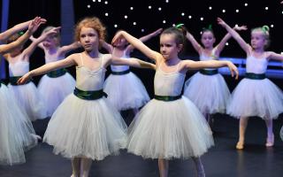 Starz Ballet show, dancers from Romsey Primary School